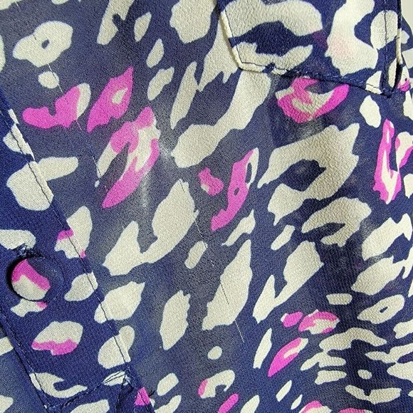 Torrid Top Plus Size 2X Leopard Print Crew Neck Pockets Button Up Sheer Pink - Picture 7 of 9